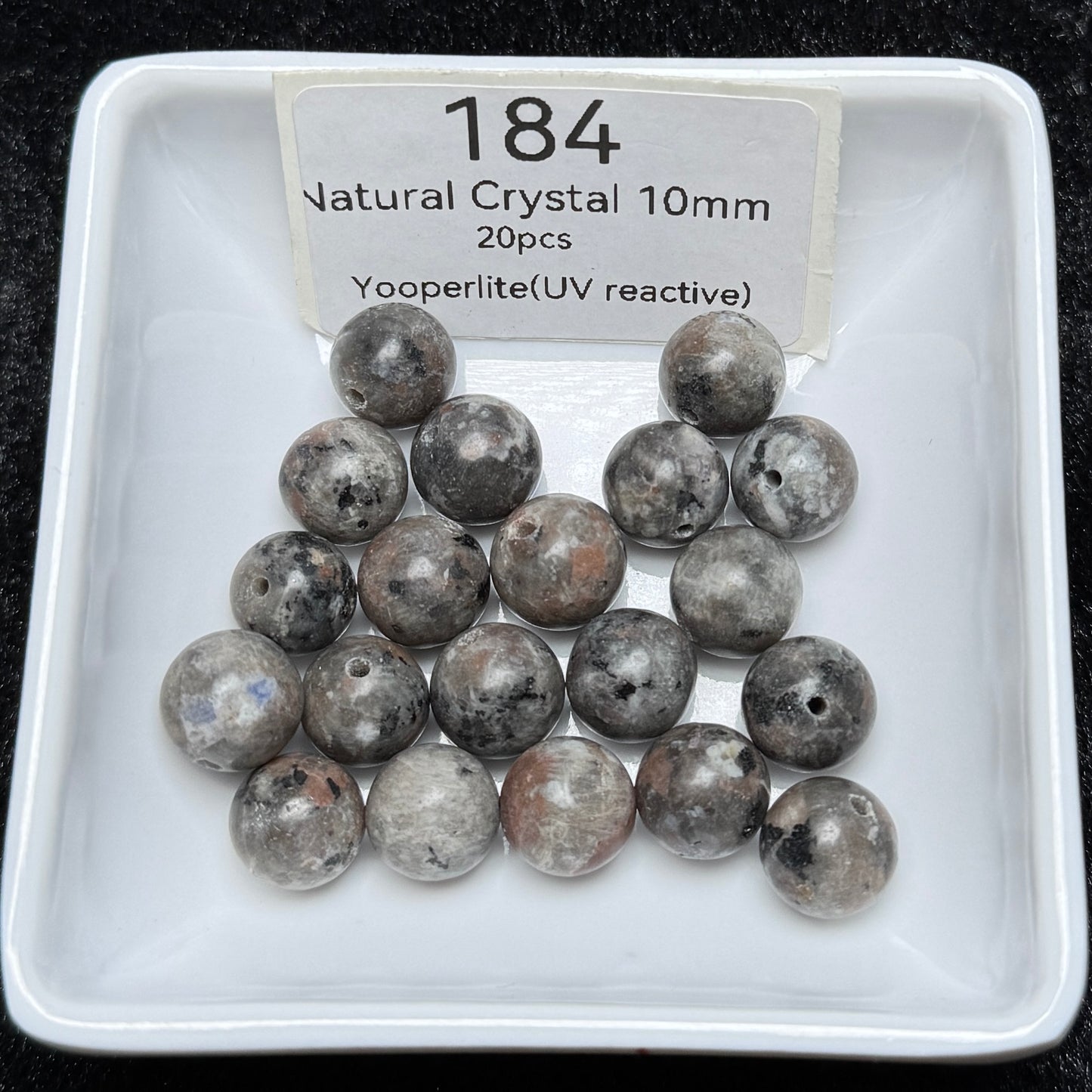 184 Yooperlite(UV reactive)
Natural Crystal 10mm
20pcs