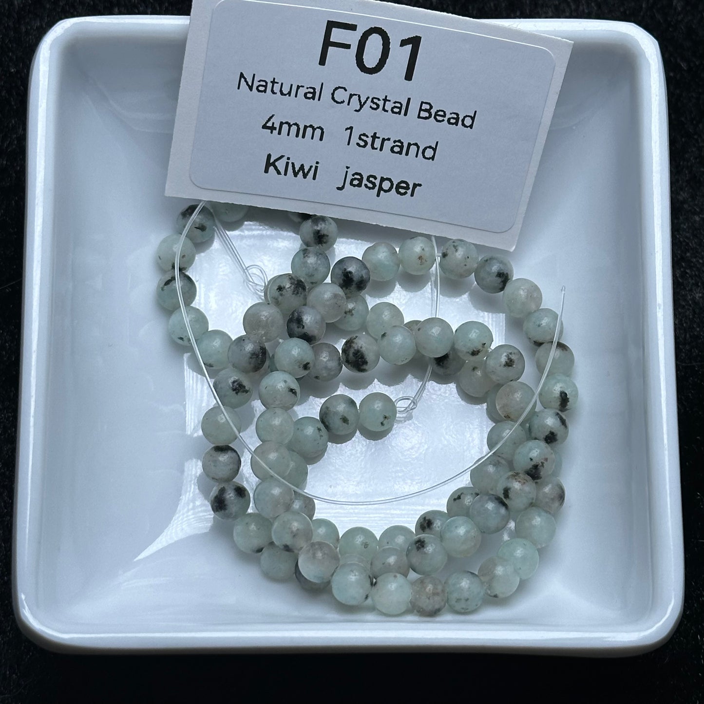F01 1strand Kiwi jasper
Natural Crystal Bead4mm